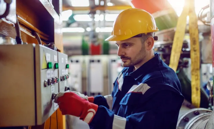 A importância do engenheiro eletricista especializado em bloqueio de energias